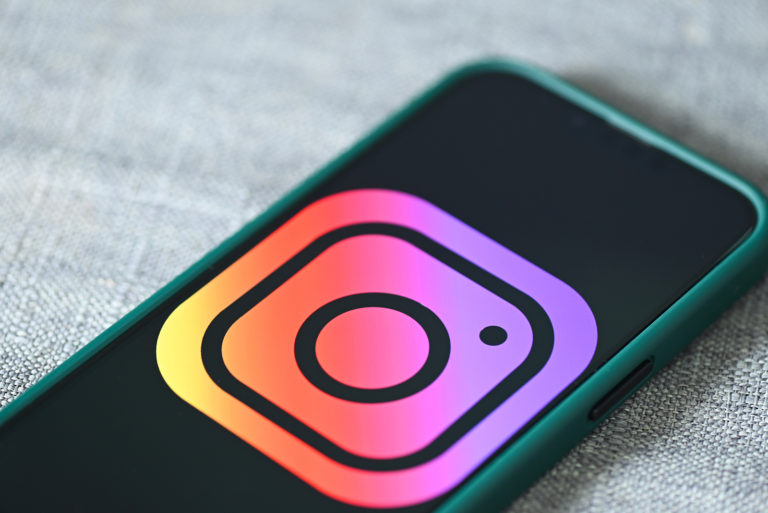 Picuki vs. Inflact – Which Instagram Viewer is Best?