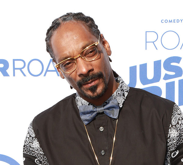 Snoop Dogg is an influential hip-hop artist known for his live performances