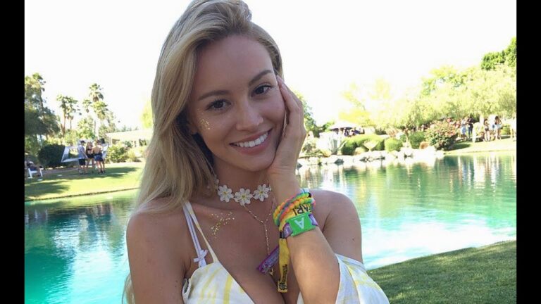 Bryana Holly Net Worth, Age, Height and Quotes | Celebrity Networth